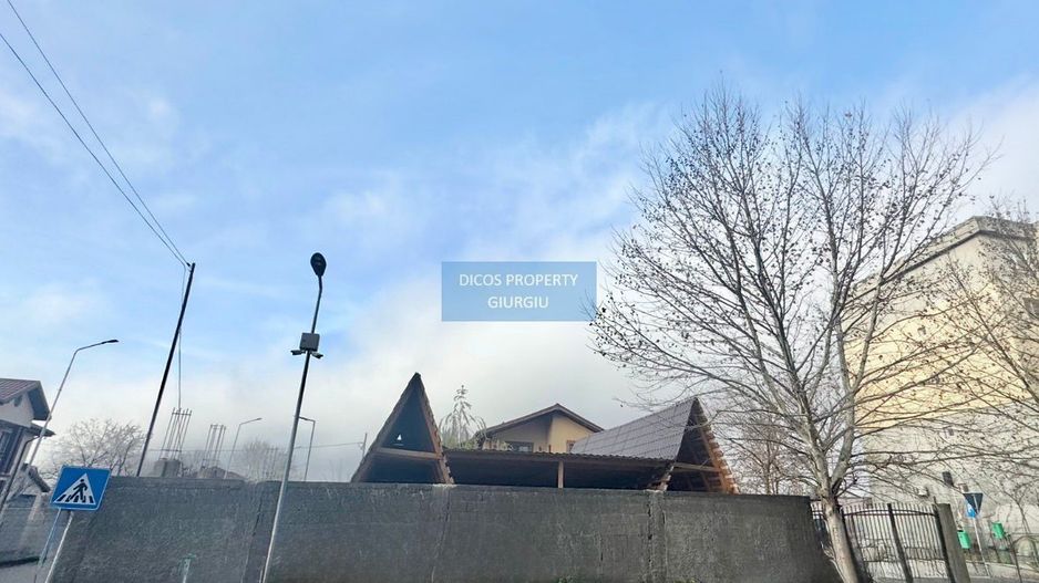 Teren de vânzare pe Strada Orhideelor- 320 mp - Poză 1