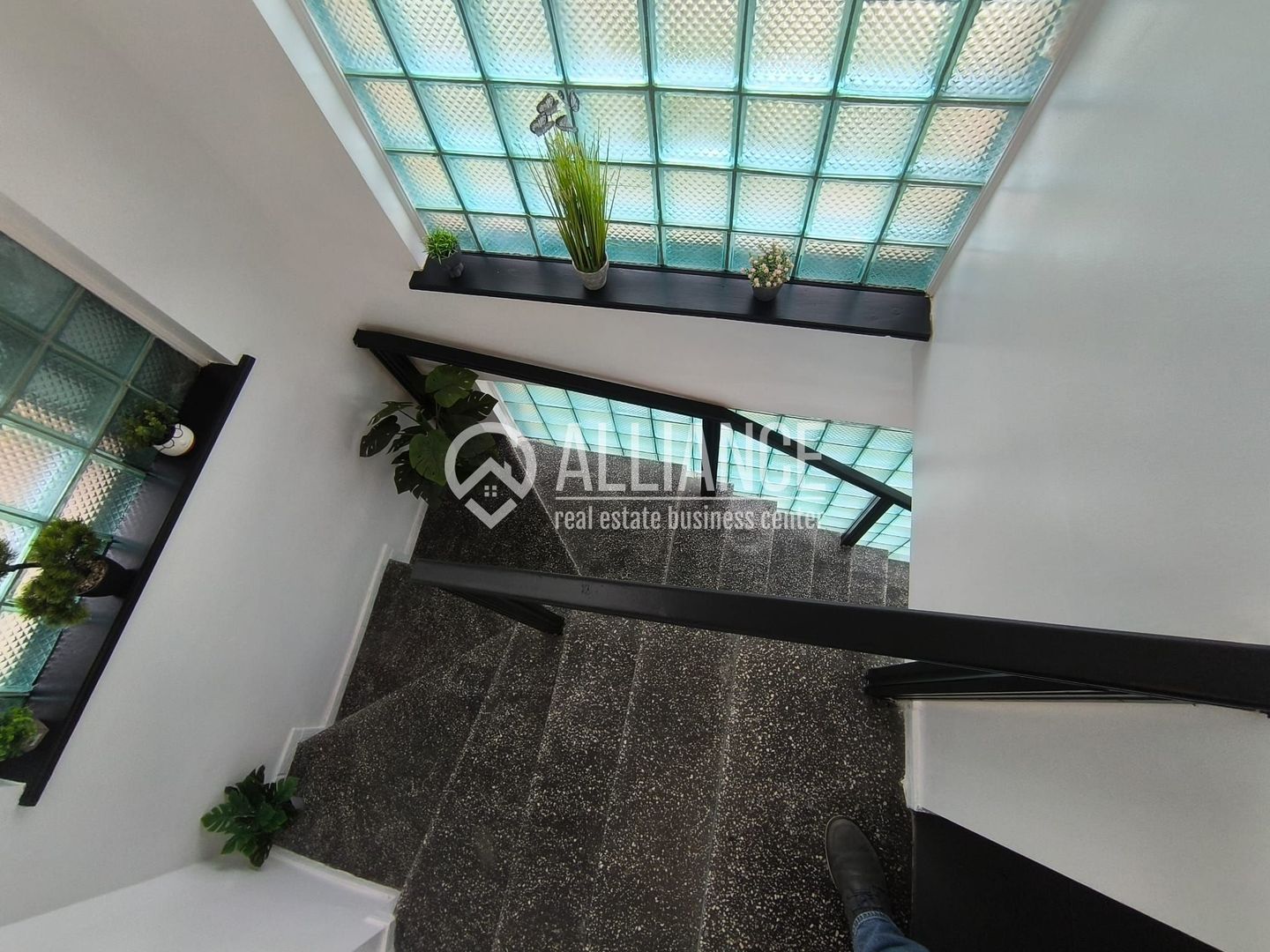 CENTRU PIATA UNIRII - Birouri luminoase cu terasa ! - Poză 6