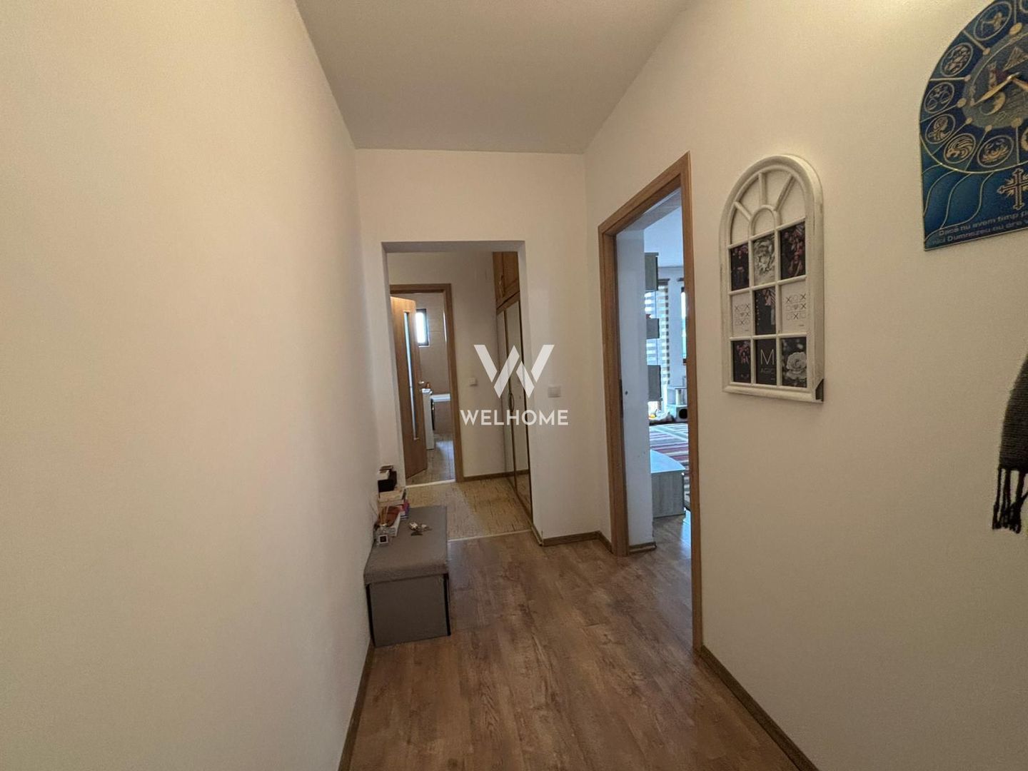 Apartament spațios cu 3 camere, 2 băi și balcoane generoase - Poză 2