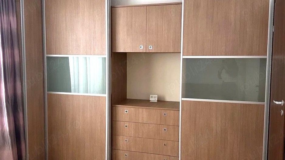 Apartament 3 camere, etaj 1, parcare inclusa, 2 băi, zona Trapezului - Poză 3