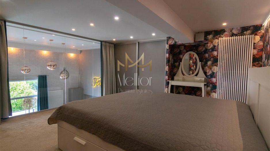 ?** Apartament superb pe doua niveluri Ultrafinisat Semicentral ** - Poză 29