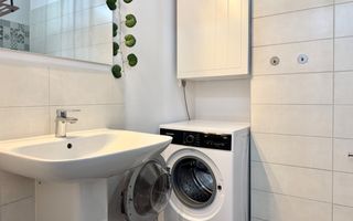 Apartament luminos cu 2 camere, balcon – zona Vox - Poză 25