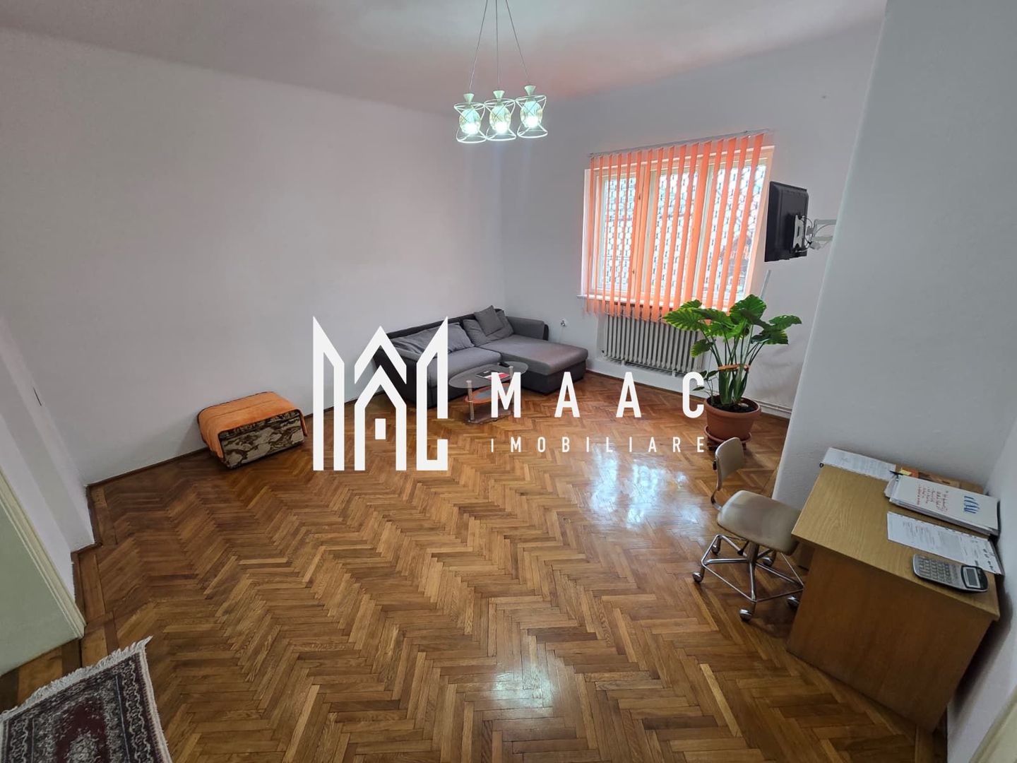 Apartament 4 camere 156 mpu zona Centrala Garaj Pivnita - Poză 18
