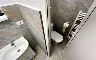 Spațiu Comercial, Trafic Pietonal, Complet Renovat - Poză 9