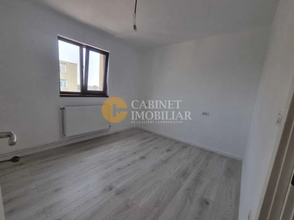 Apartament cu 3 camere decomandat - renovat complet - Pacurari - Poză 1