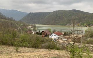 Teren intravilan 2.580 mp Eșelnița, acces DN57, ideal turism, locuinte - Poză 8