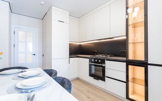 Vânzare, apartament,3 camere, Strada Nicolae Milescu Spătarul, Ciocana - Poză 2