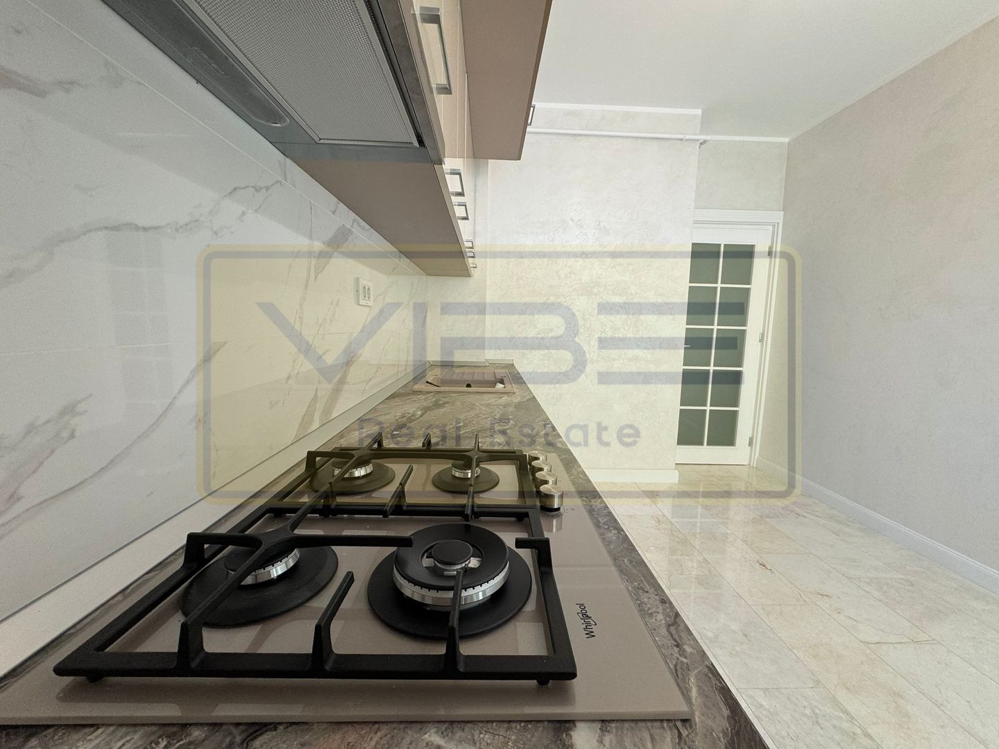 Apartament Copou 1 camera+parcare subterana Royal Town - Poză 4