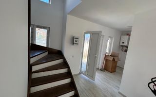 Duplex 4 camere I Acces auto - Curte 370 mp I Cisnădie - Poză 6