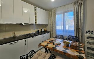 Casă individuala cu 5 camere, 270 mp, Tractorul - zona Coresi - Poză 10