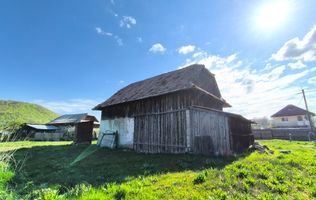 Casa cu sura de vanzare Valea Draganului