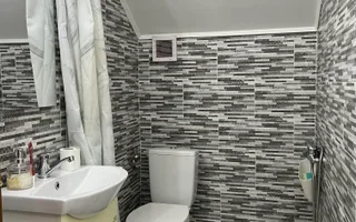 Case cu 7 camere, curte proprie + spălătorie, în Sighetu Marmației - Poză 22