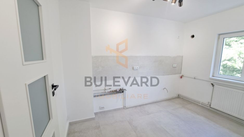 Apartament 3 camere zona Piata Cipariu! Renovat! - Poză 9