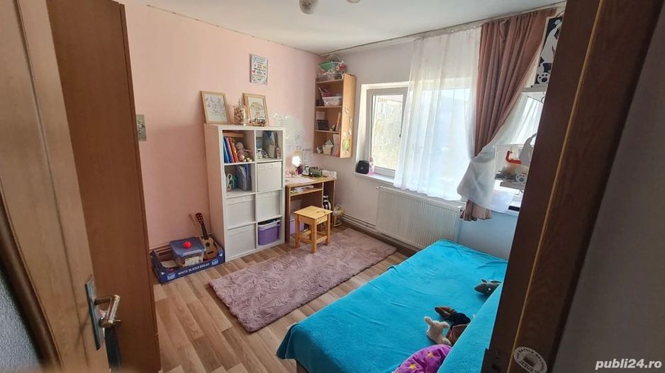 Apartament 3 camere, etaj intermediar, zona Lipovei - Poză 2