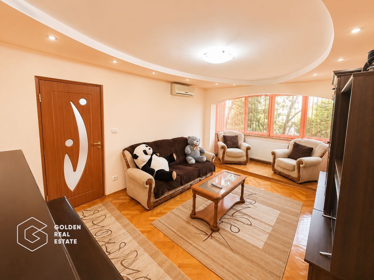 Apartament superb, 2 camere, etaj 1, C. Romanilor - Poză 3