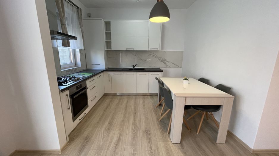 Apartament frumos cu gradina proprie,mobilat si utilat - Poză 6