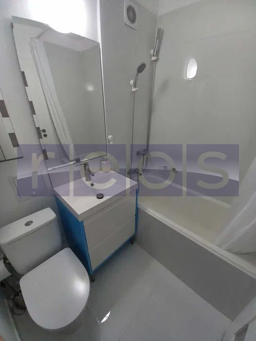 DE INCHIRIAT 3 CAMERE ARCUL DE TRIUMF- DOMENII - PARCARE INCLUSA - Poză 6