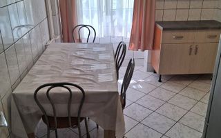 3 camere decomandat modern, 90 mp, 2 bai, etaj 2, pret excelent - Poză 5