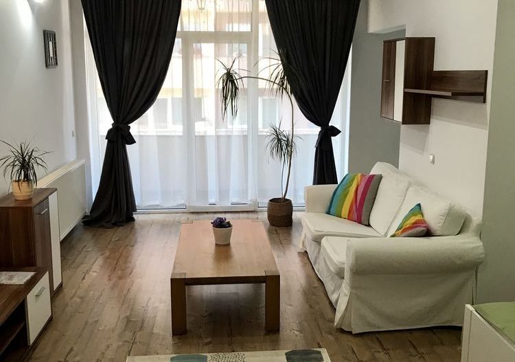 Apartament 1 camera cu nisa de dormit - Poză 1