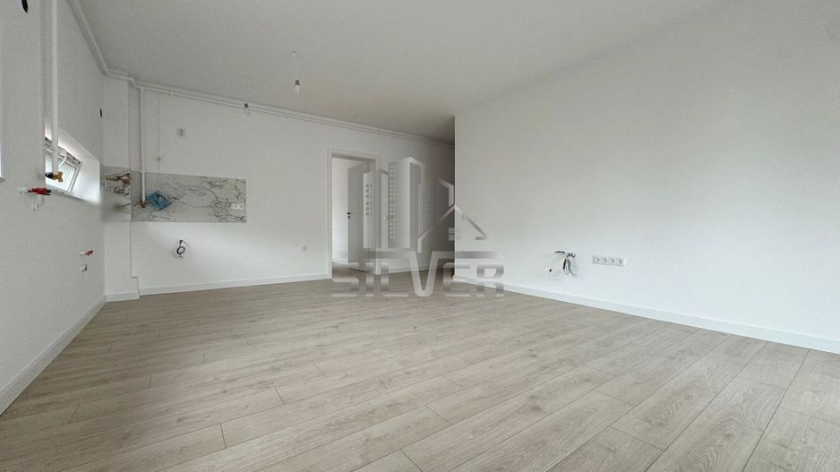 Apartament cu 3 camere/68mp/terasa 15mp/zona Eroilor. - Poză 2