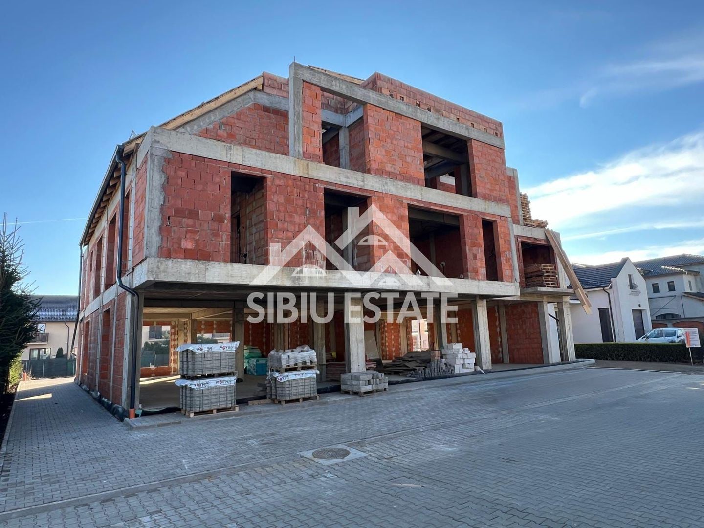 Apartament 4 camere , 95,05 mp utili , Etaj 1 , Finisaje Premium - Poză 1