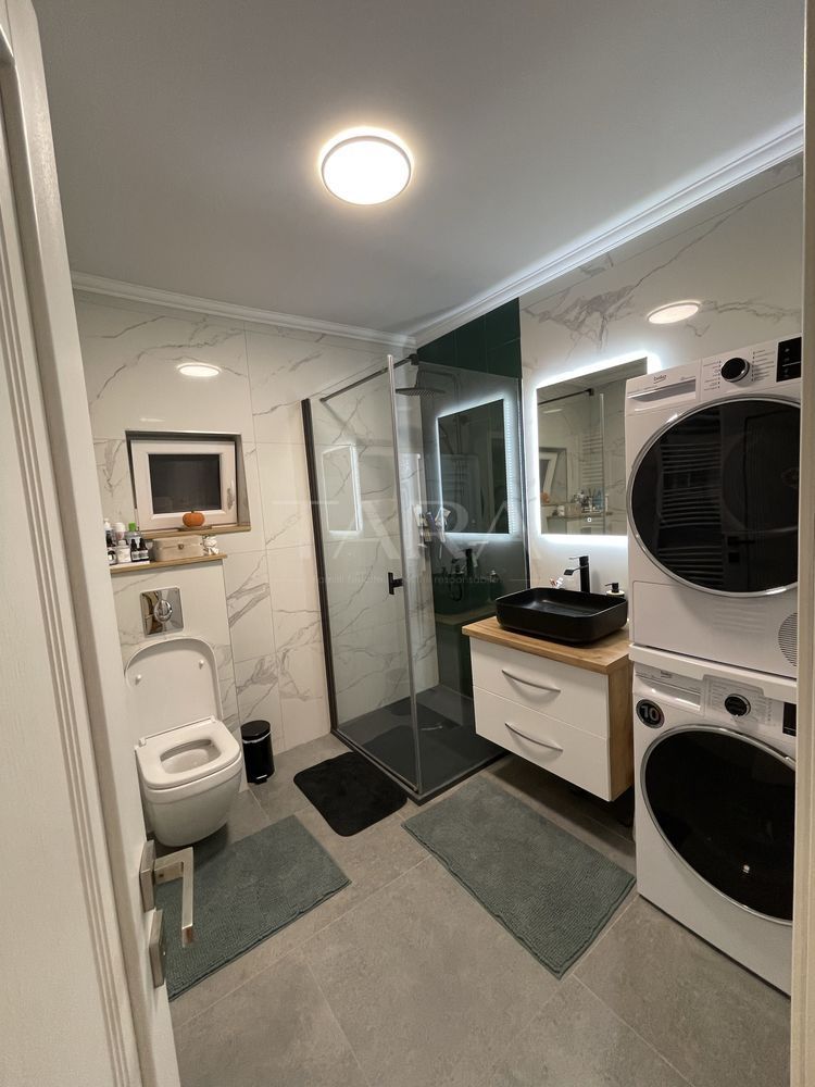 Apartament modern cu pod generos și dotări complete. - Poză 6