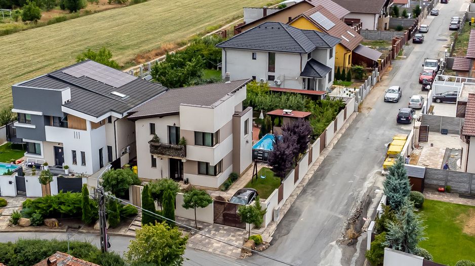 PREȚ NOU! Vilă de lux - 5 camere - Bujac, Arad - COMISION 0% - Poză 1