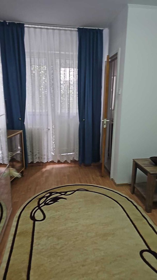 Vanzare garsoniera Titan- poarta Faur, bloc 1985 - Poză 3