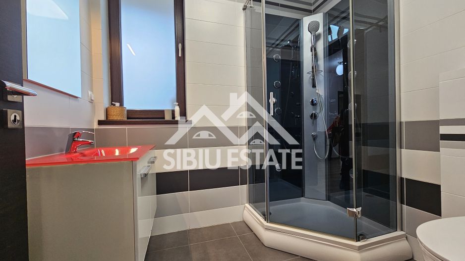 Casa individuala garaj pivnita curte mare - Poză 13