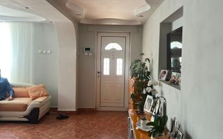 Vila S+P+1+M Lapus, str Paunitei - Poză 20