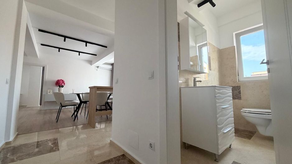 Stylish 3-Room Apartment for Rent in Iancu Nicolae - Poză 4