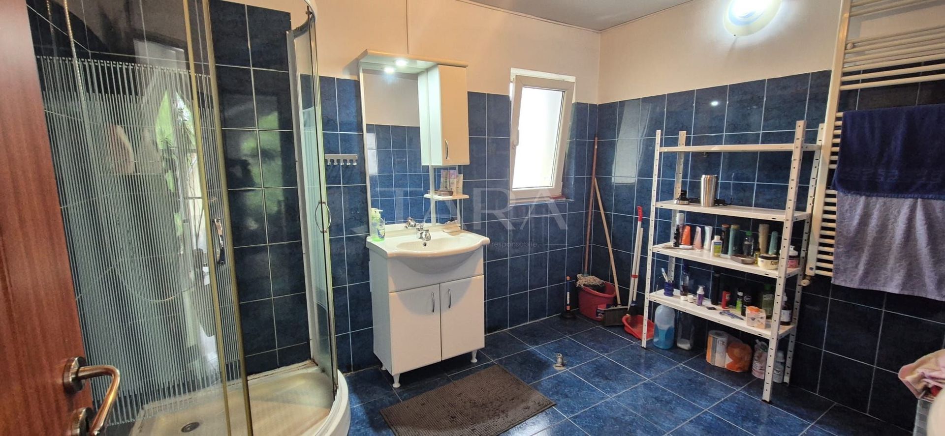 Casa individuala retrasa de la traficul cotidian - Poză 10