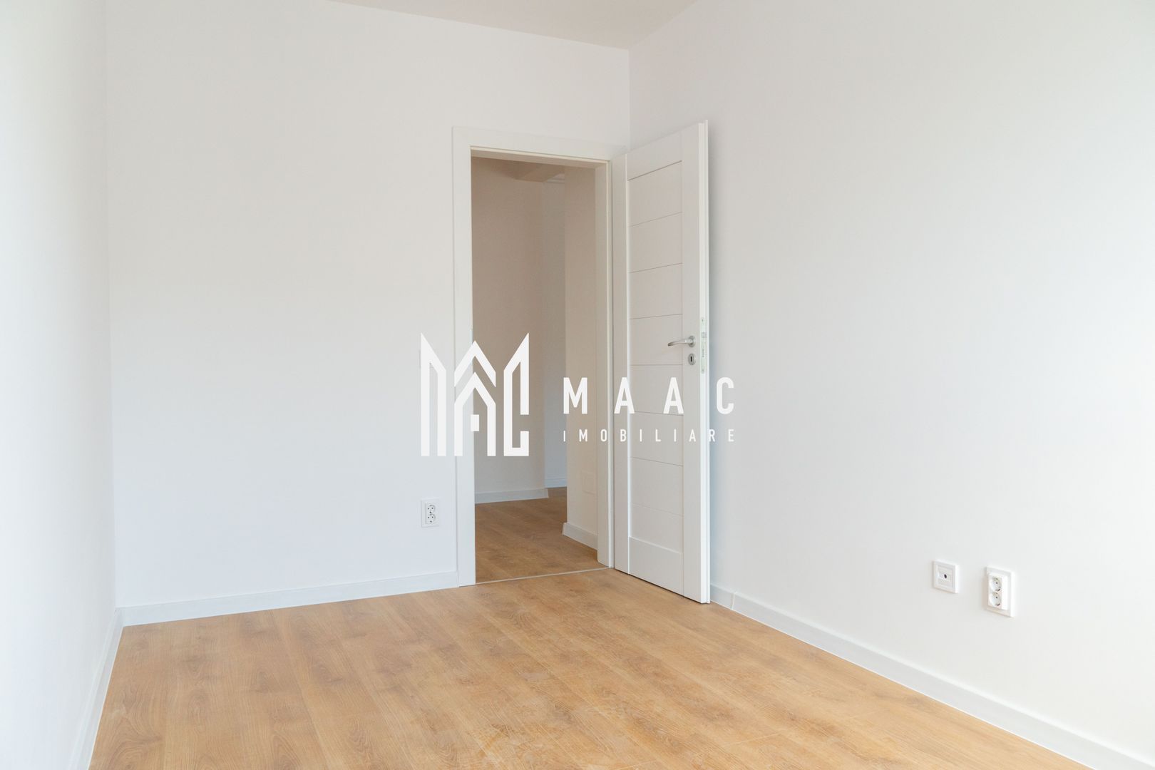 Comision 0 % | Apartament 4 camere | Etaj 2 | Loc de parcare - Poză 3