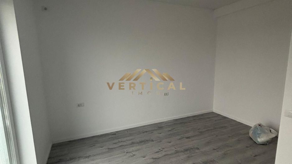 Locuință P+E modernă, 3 băi, teren generos de 323 mp - Poză 17