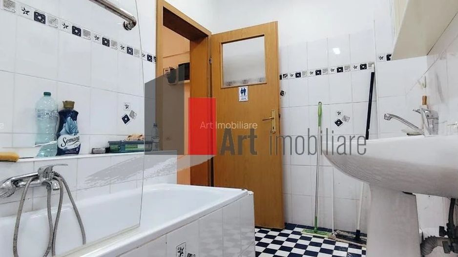 Apartamentul "KONFORTA", intrare separata - Poză 7