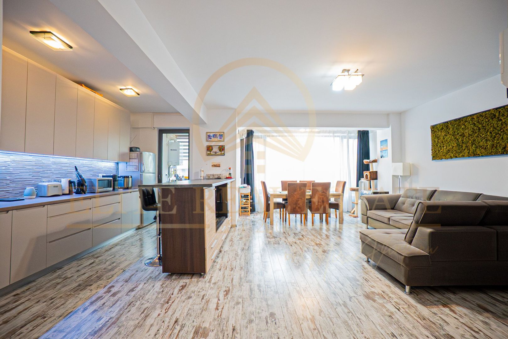 Tomis Plus – Building Stefan – 3 camere la cheie, 93 mp utili, etaj 2! - Poză 1