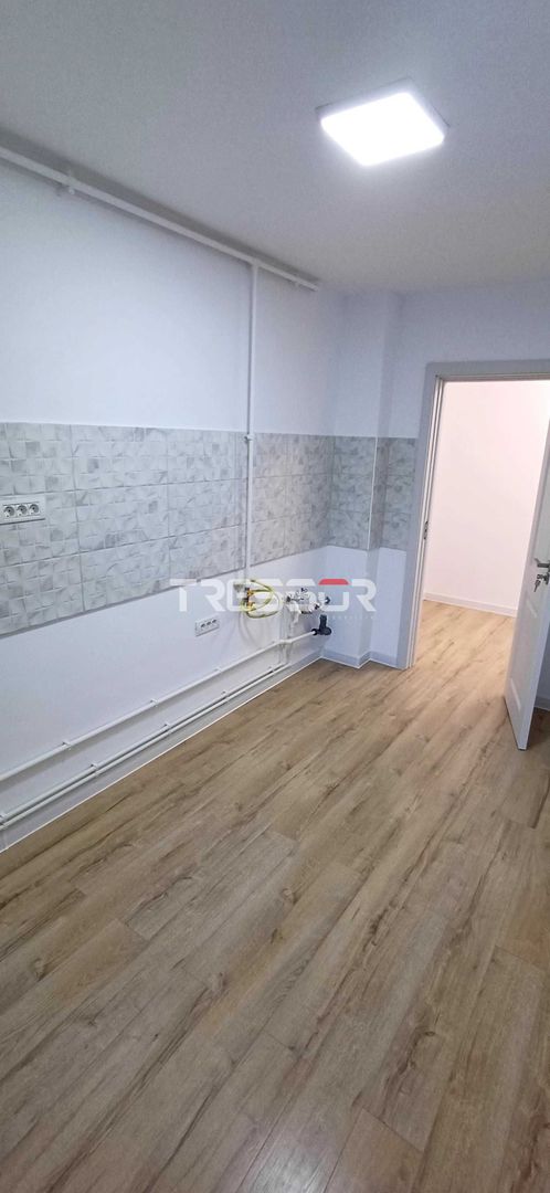 Apartament 2 camere decomandat, complet renovat, Trocadero - Poză 2