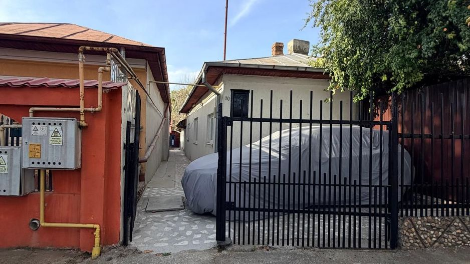 DE VÂNZARE – CASĂ , STR. NICOLAE TITULESCU, GIURGIU - Poză 1