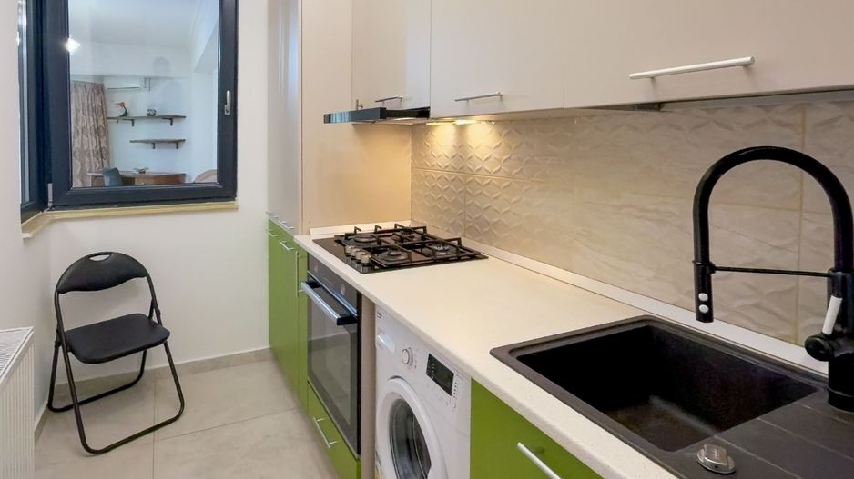 Apartament 2 camere în Solid Residence Butoaie – vedere către lac - Poză 12