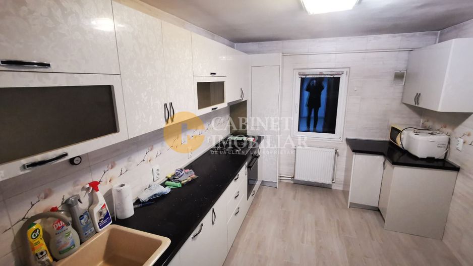 4 camere decomandat - 80mp – Frumoasa, Iași – parter bulevard - Poză 1