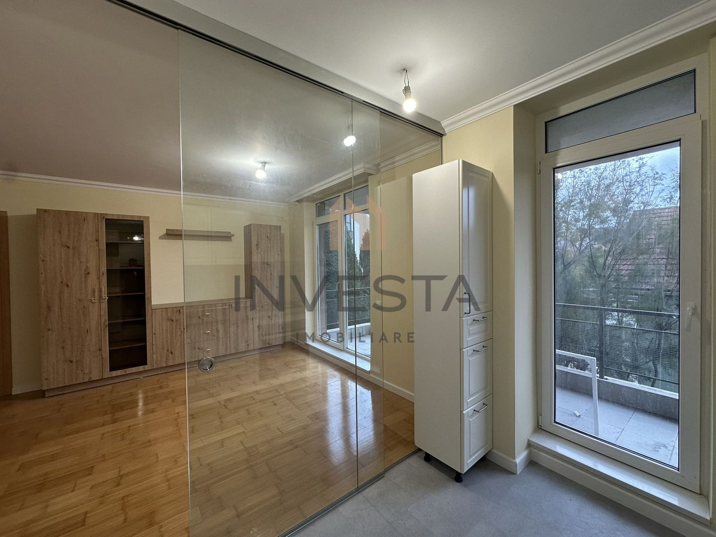 Apartamet 2 camere la etajul I cu podea din bambus in Borhanci! - Poză 12