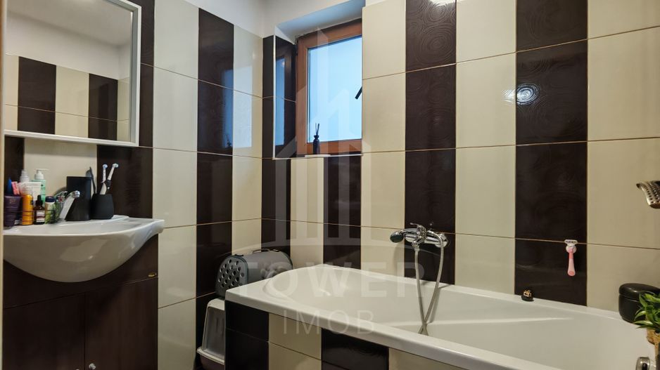 Apartament 3 camere de vanzare modern zona Tilisca - Poză 14