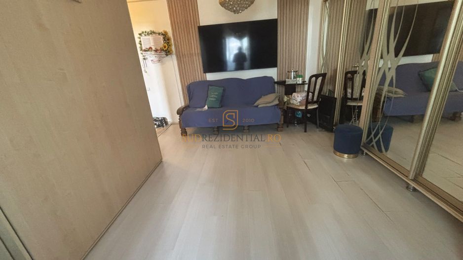 Garsonieră decomandată cu balcon, complet mobilată și utilată - Poză 7