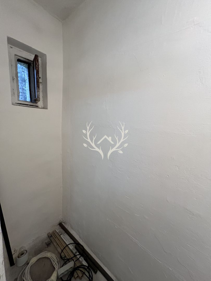 Apartament cu 3 camere, pregatit pentru renovare in Zorilor - Poză 9