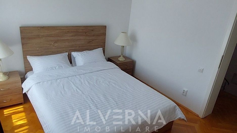 Apartament 3 camere | 100mp + 2 balcoane | parcare | zona Europa - Poză 4