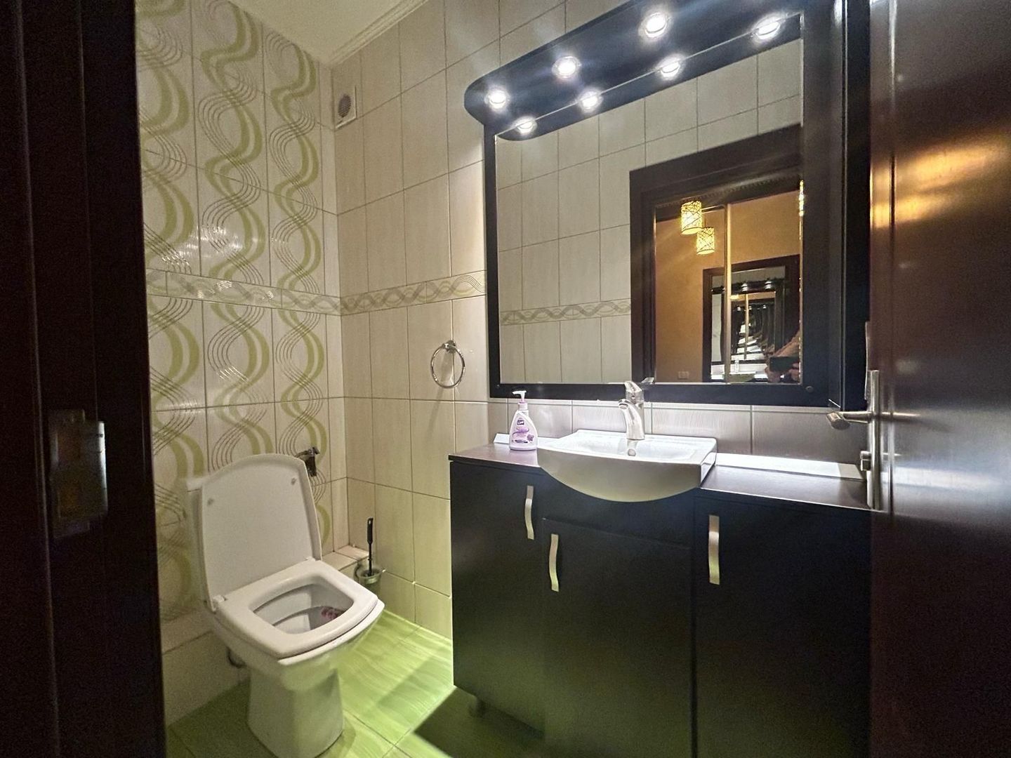 Apartament modern cu 2 camere, 94 mp utili, în bloc nou.Mobilat  si utilat - Poză 23