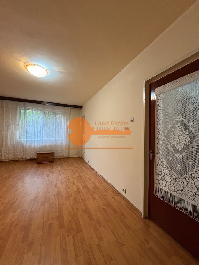 Apartament cu 2 camere in zona Crangasi -7minute de Metrou - Poză 1