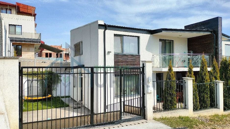 PF vand casa tip duplex la Capat lac Rediu - Poză 1
