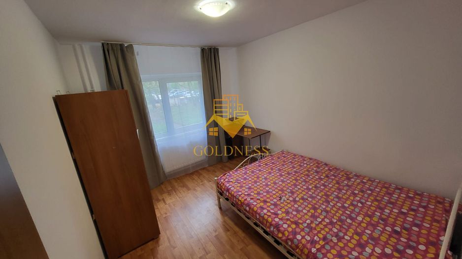 3 camere, decomandate, Semicentral Zona Pta. Cipariu,Nicolae Titulescu - Poză 4