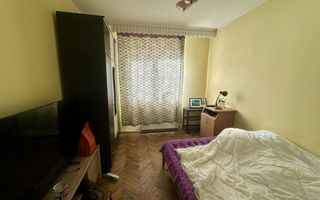 De vanzare apartament 4 camere etaj 1/4 Galata - Poză 4